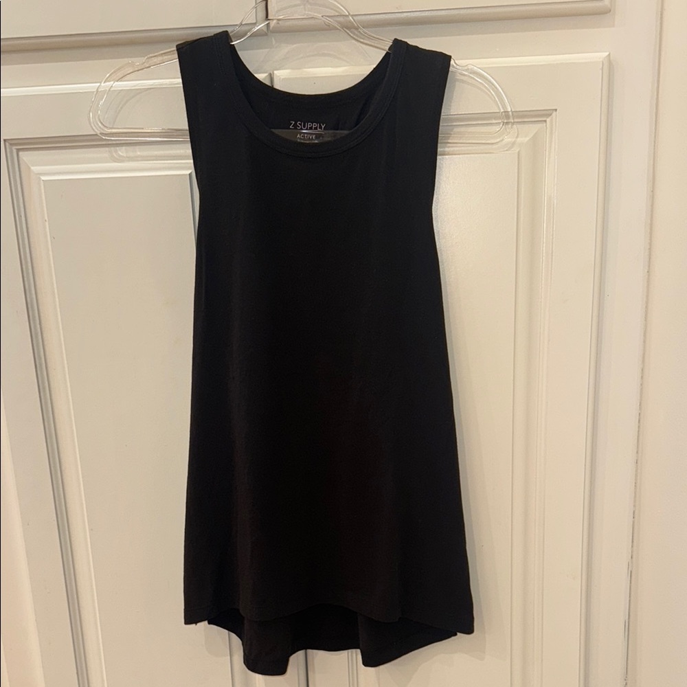 Z Supply women’s active wear/ Size M tank - EUC - gathered back, oversized